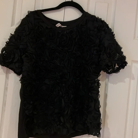 H&M  black floral textured patterned short-sleeve top blouse Sz M - Picture 1 of 11